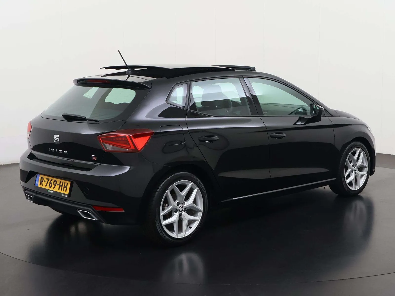 Seat Ibiza 2019 photo 4