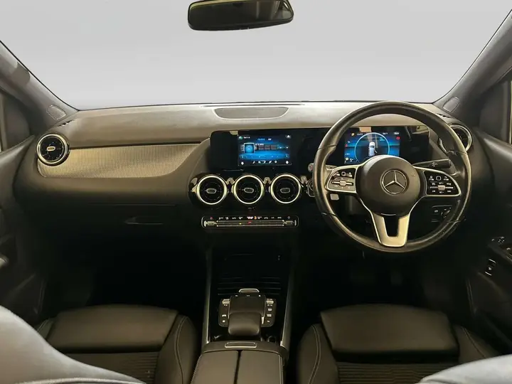 Mercedes-Benz B-Class 2021 photo 3