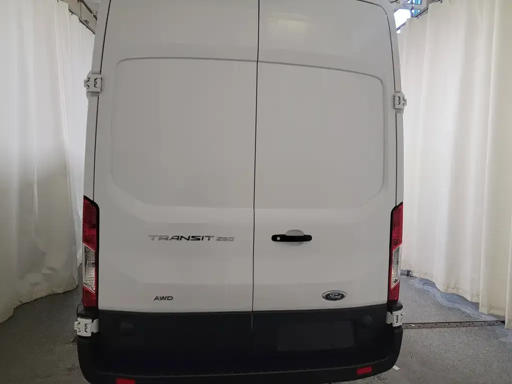 Ford Transit Cargo Van 2025 photo 5