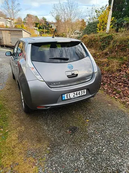 Nissan Leaf 2013 photo 3