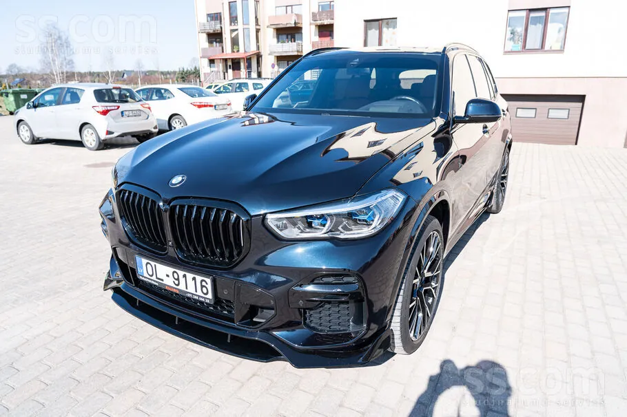 BMW X5 M50I G05 2022 photo 2