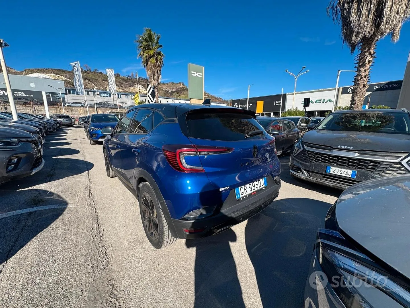 Renault Captur 2023 photo 2