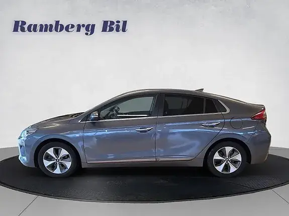 Hyundai Ioniq 2019 photo 2