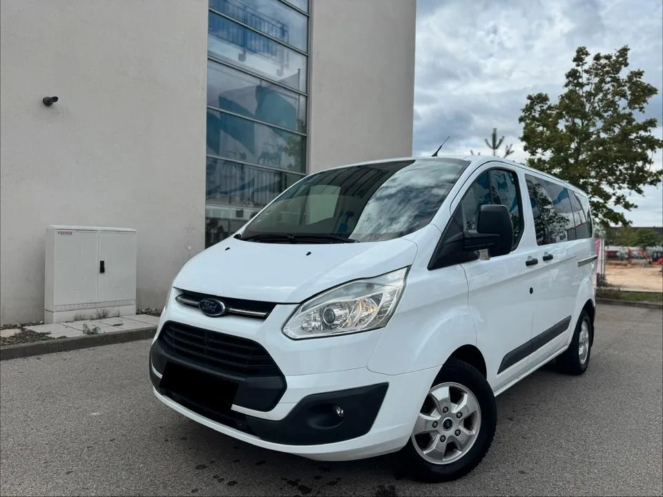 Ford Tourneo Custom