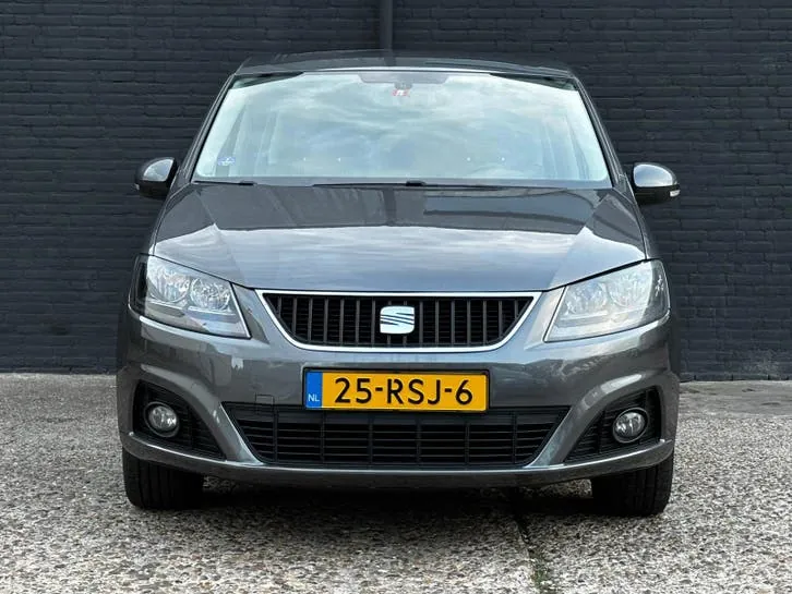 Seat Alhambra 2011 photo 3