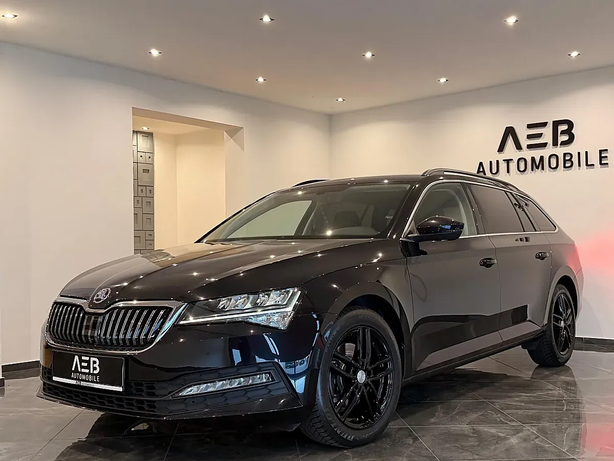 Skoda Superb 2022 photo 3