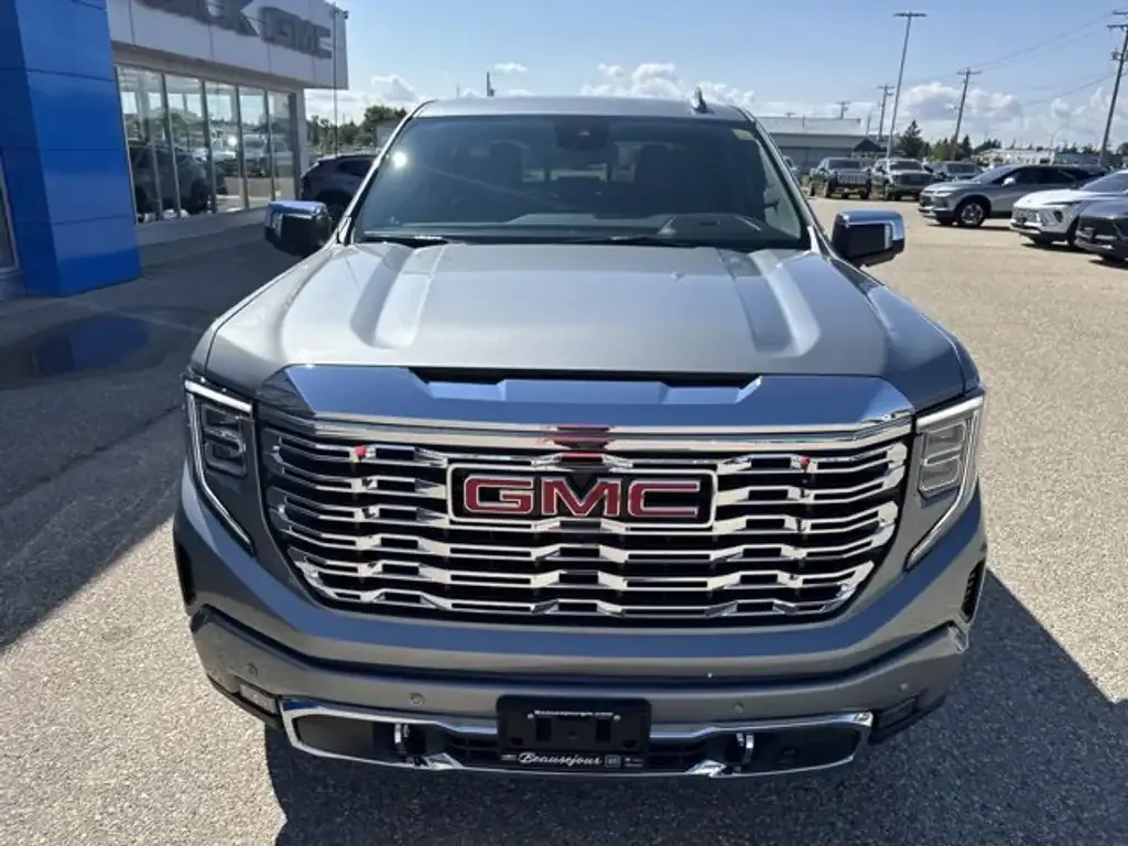 GMC Sierra 1500 2026 photo 2