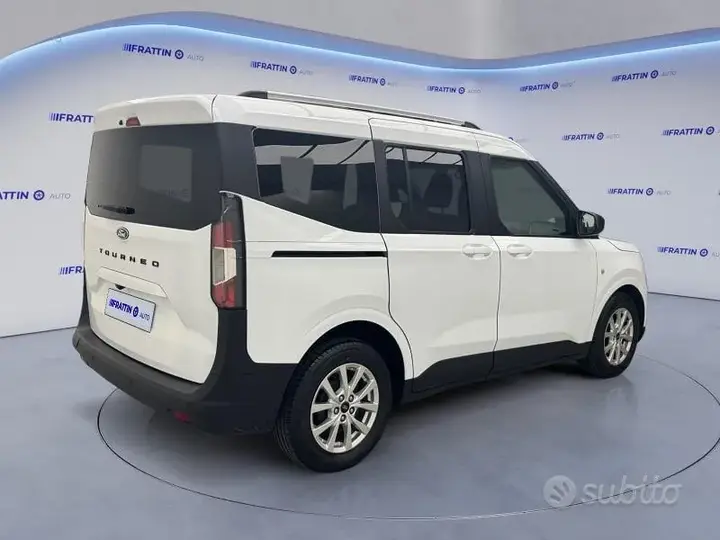 Ford Tourneo Courier 2024 photo 3