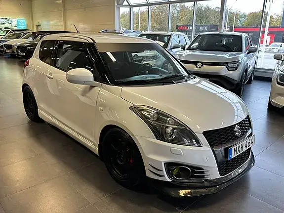 Suzuki Swift 2012 photo 4