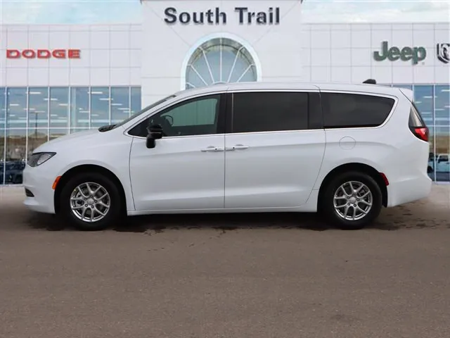 Chrysler Grand Caravan 2027 photo 3