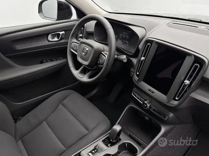 Volvo Xc40 2026 photo 2