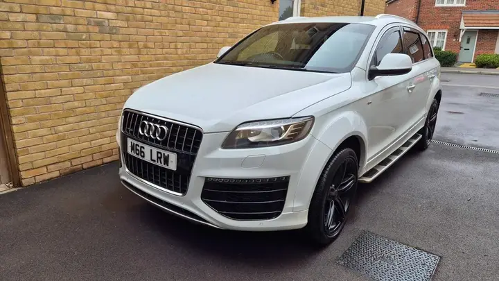 Audi Q7 2015 photo 3