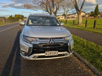 Mitsubishi Outlander 2019 photo 5