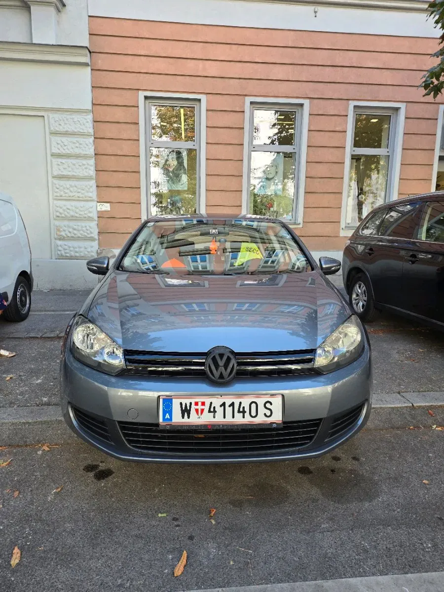 Volkswagen Golf 2010 photo 3