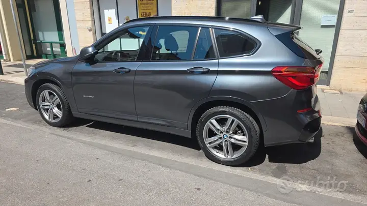 BMW X1 2015 photo 3