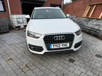 Audi Q3 2013 photo 2