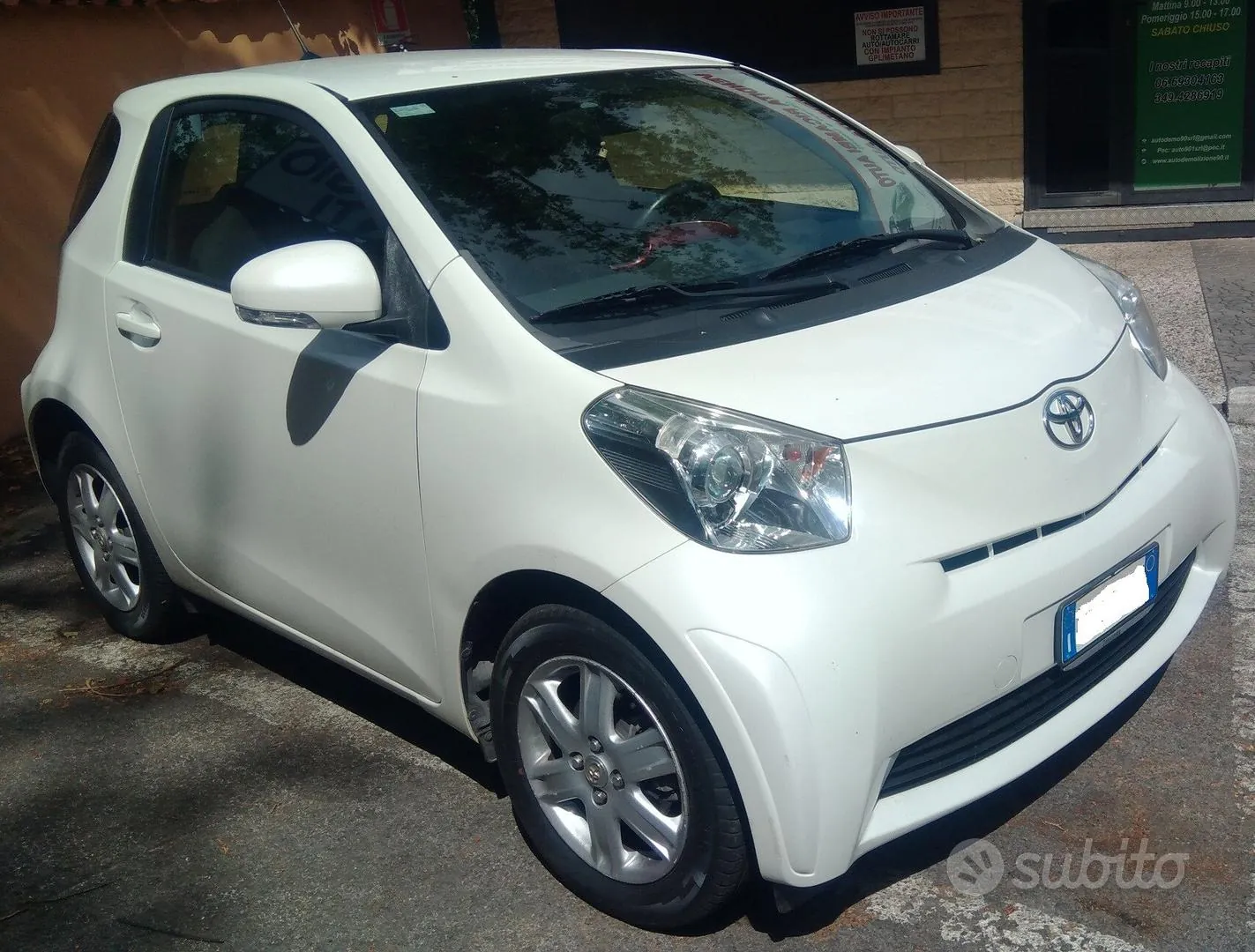 Toyota Iq 2009 photo 2