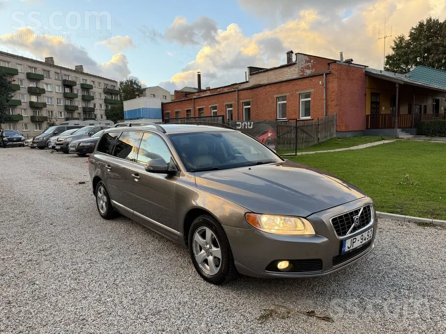 Volvo V70 2009 photo 3