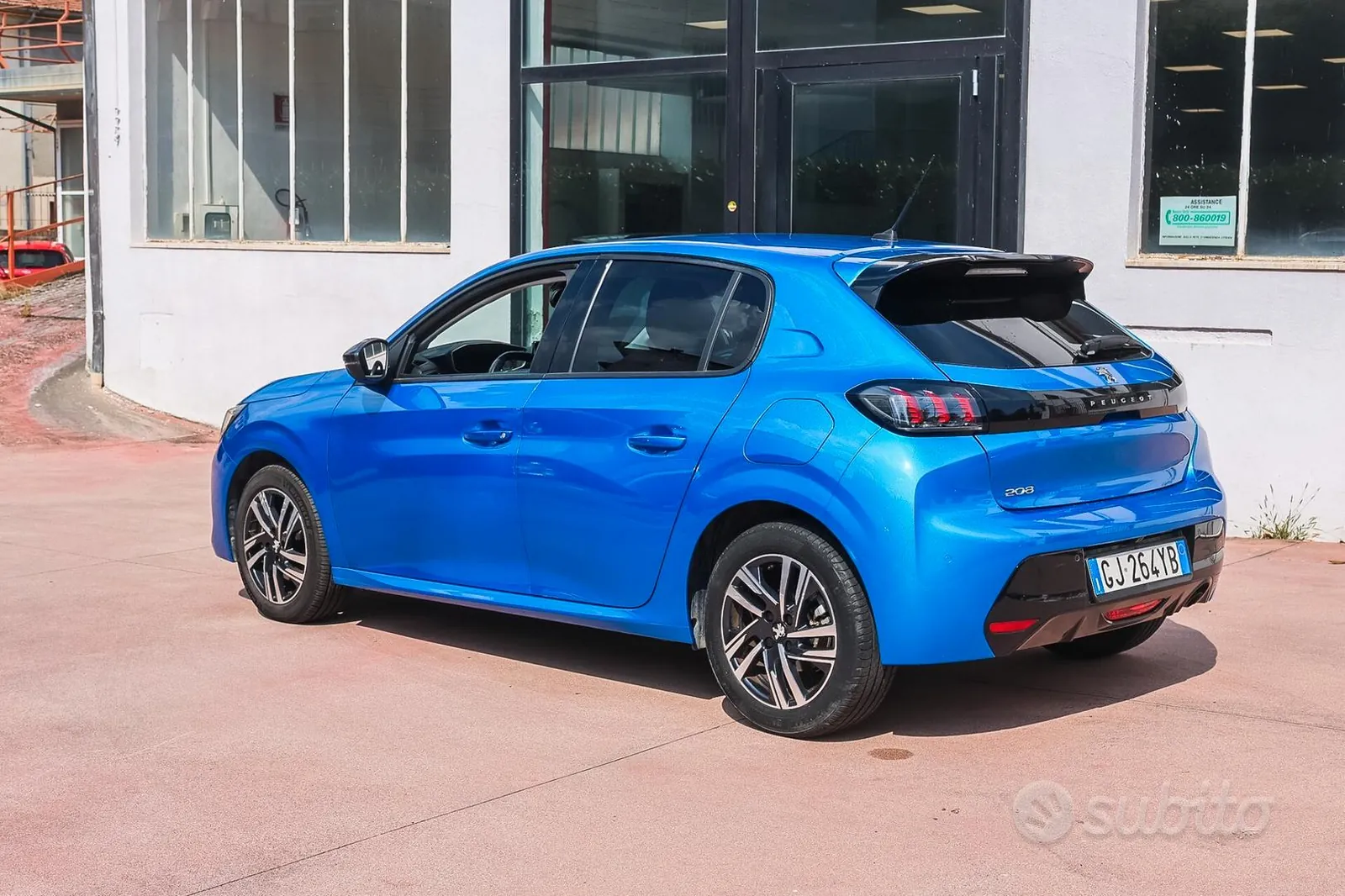 Peugeot 208 2022 photo 3