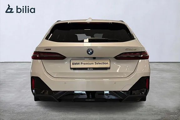 BMW 530E 2026 photo 4