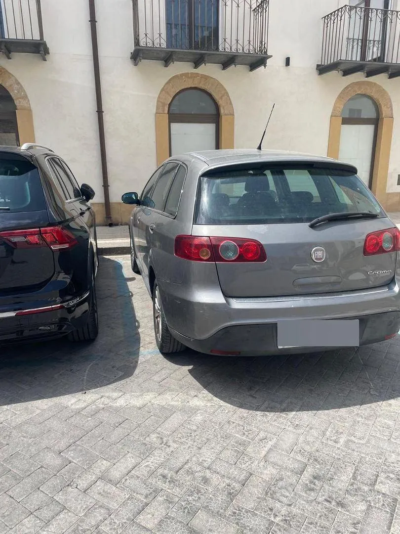 Fiat Croma 2010 photo 2