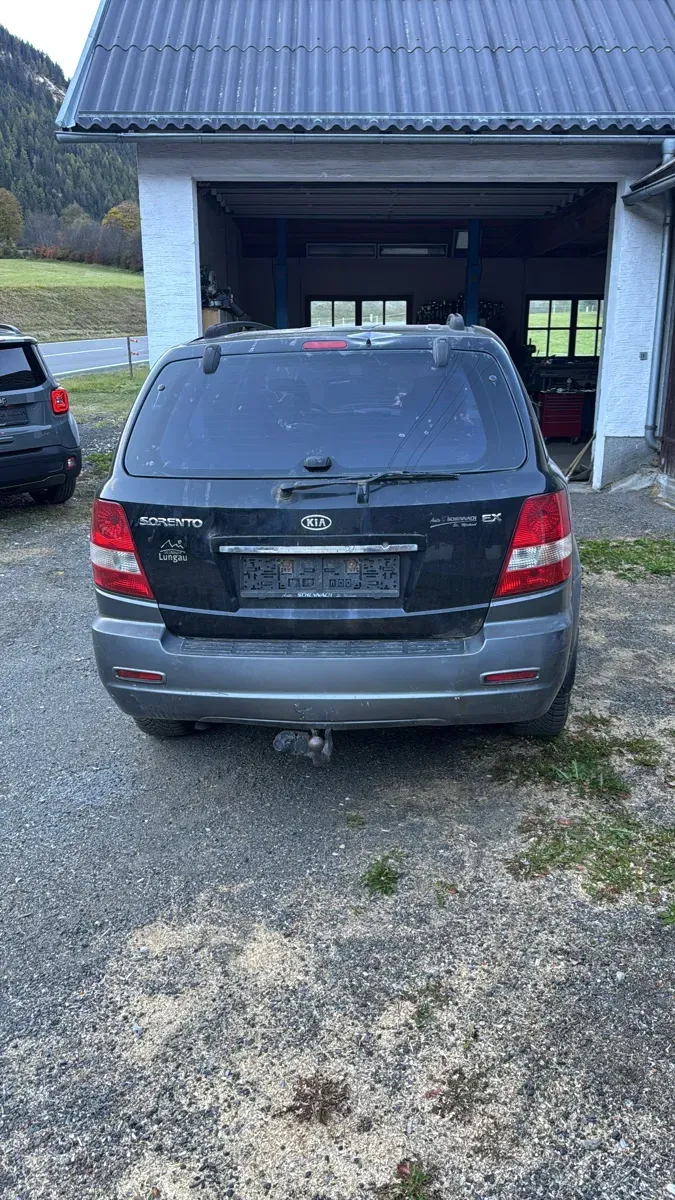 Kia Sorento 2005 photo 2