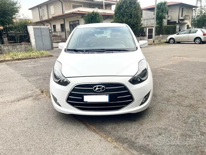 Hyundai Ix20 2015 photo 2