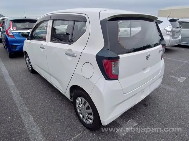 Daihatsu Mira 2019 photo 3