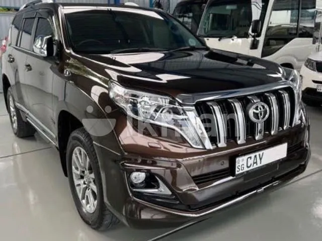 Toyota Land Cruiser Prado 2017 photo 4