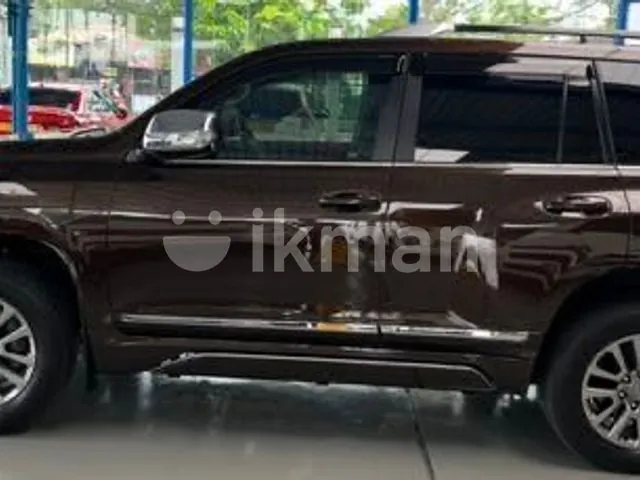 Toyota Land Cruiser Prado 2017 photo 2