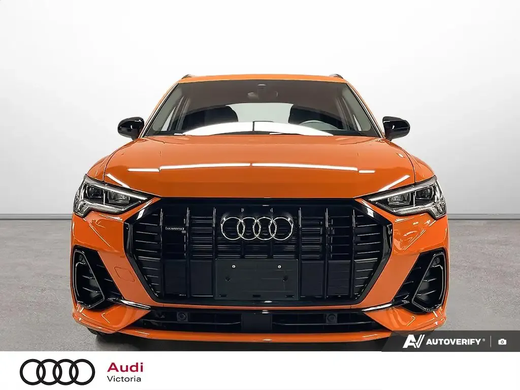 Audi Q3 2025 photo 2