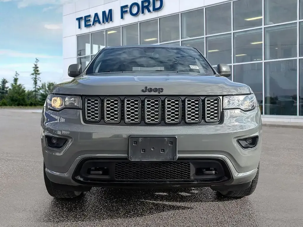 Jeep Grand Cherokee 2019 photo 2