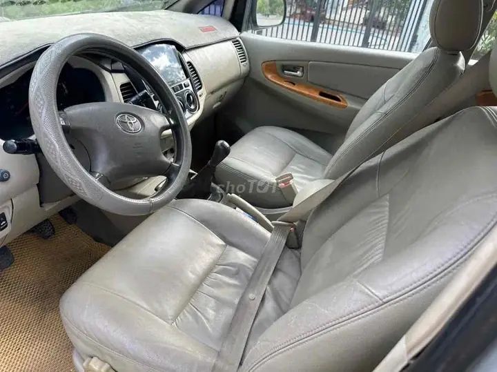 Toyota Innova 2009 photo 5