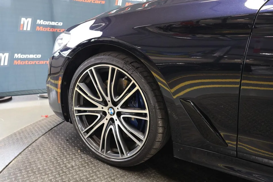 BMW 5 Series 2018 photo 5