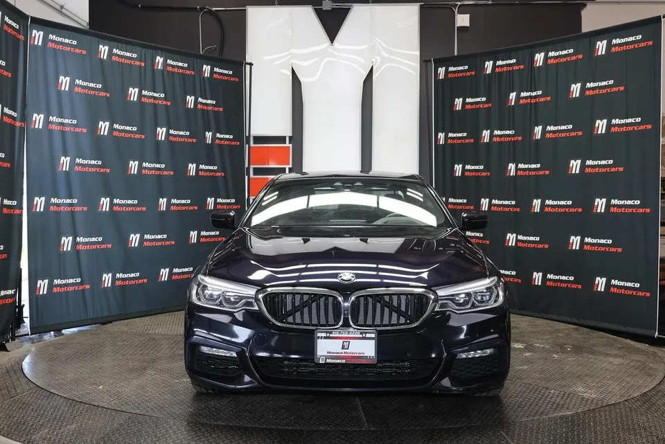 BMW 5 Series 2018 photo 2