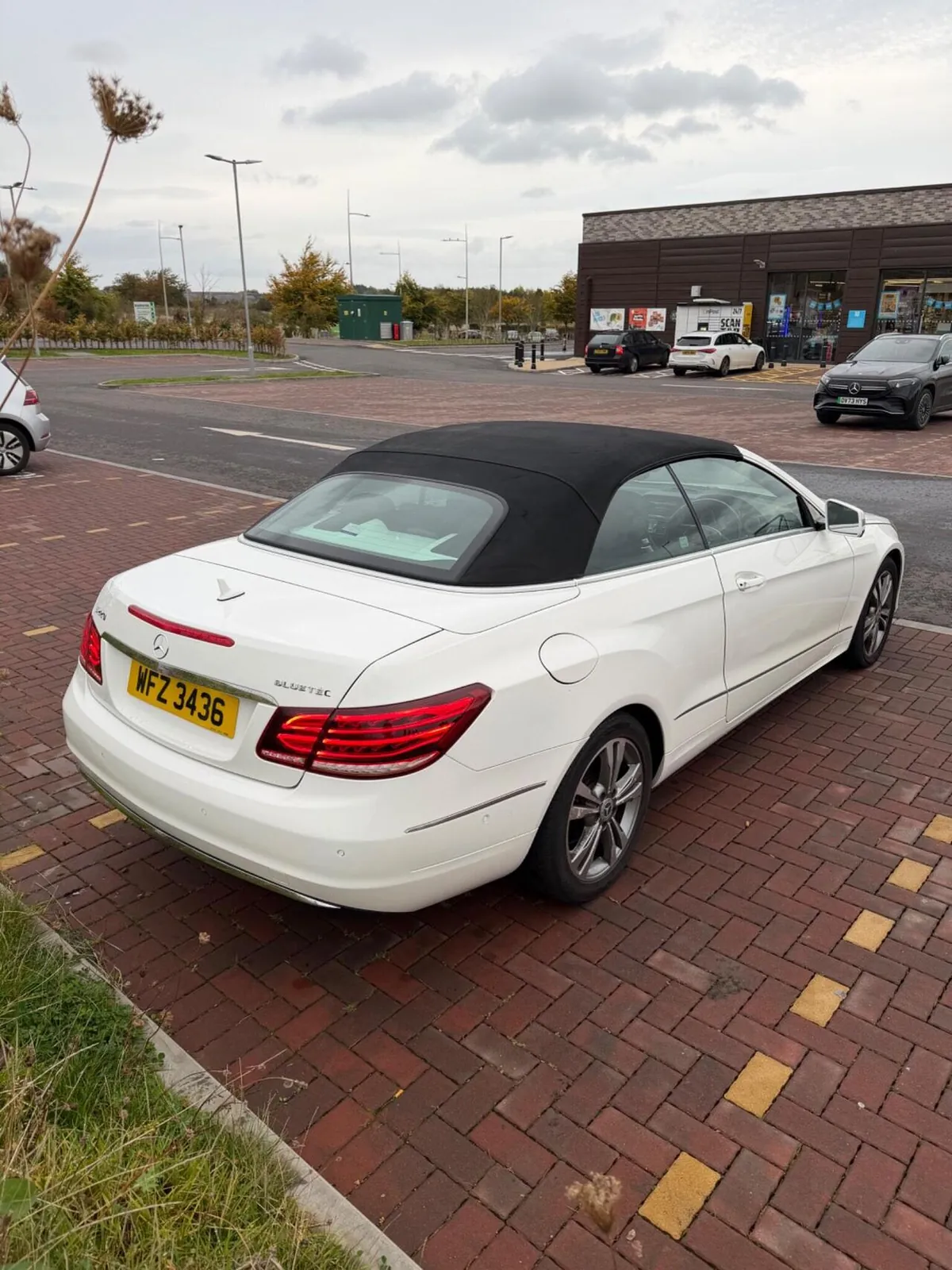 Mercedes-Benz E-Class 2014 photo 4