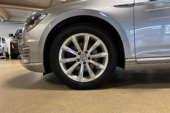 Volkswagen Passat 2018 photo 4