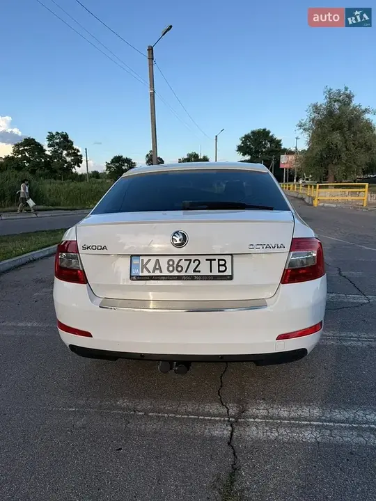 Skoda Octavia 2013 photo 4
