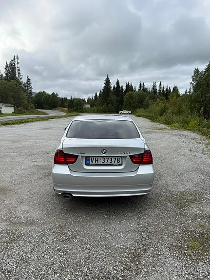 BMW 320D 2011 photo 5