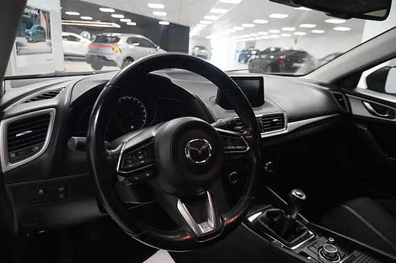 Mazda 3 2016 photo 2