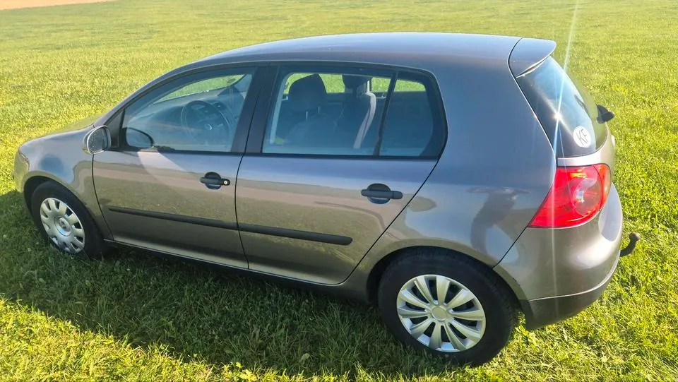 Volkswagen Golf V