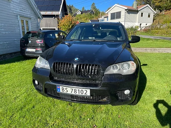 BMW X5 2010 photo 2