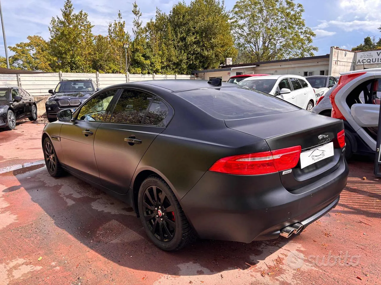 Jaguar Xe 2017 photo 5
