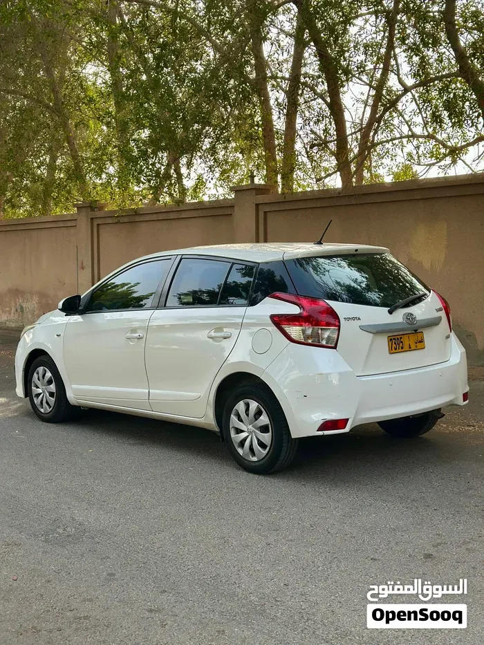 Toyota Yaris 2017 photo 4