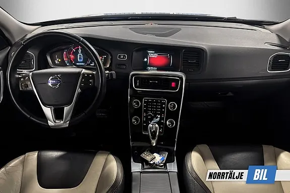 Volvo S60 Cross Country 2016 photo 3