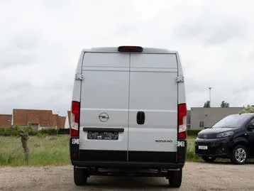 Opel Movano photo 3