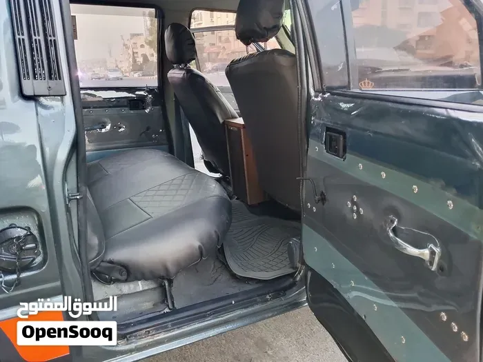 Toyota Hilux 1984 photo 4