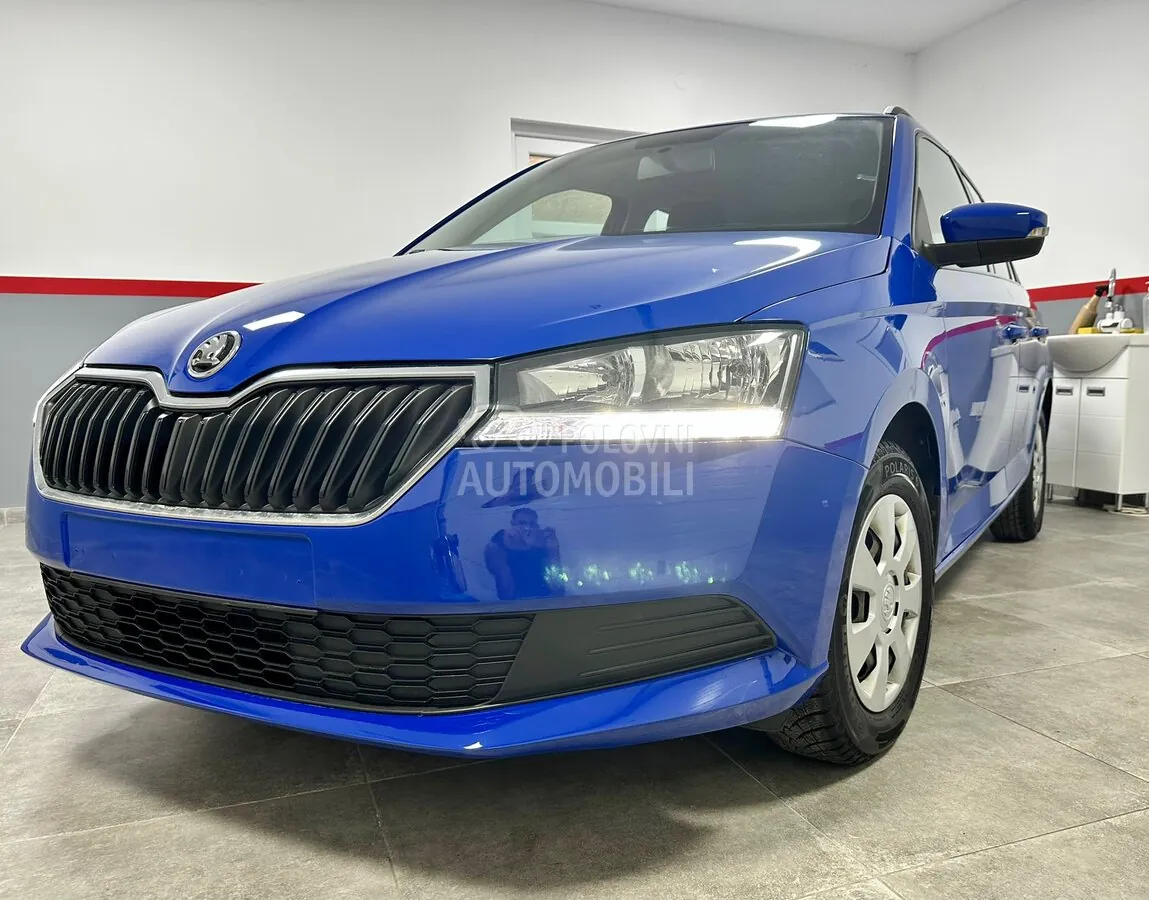 Skoda Fabia 2018 photo 2