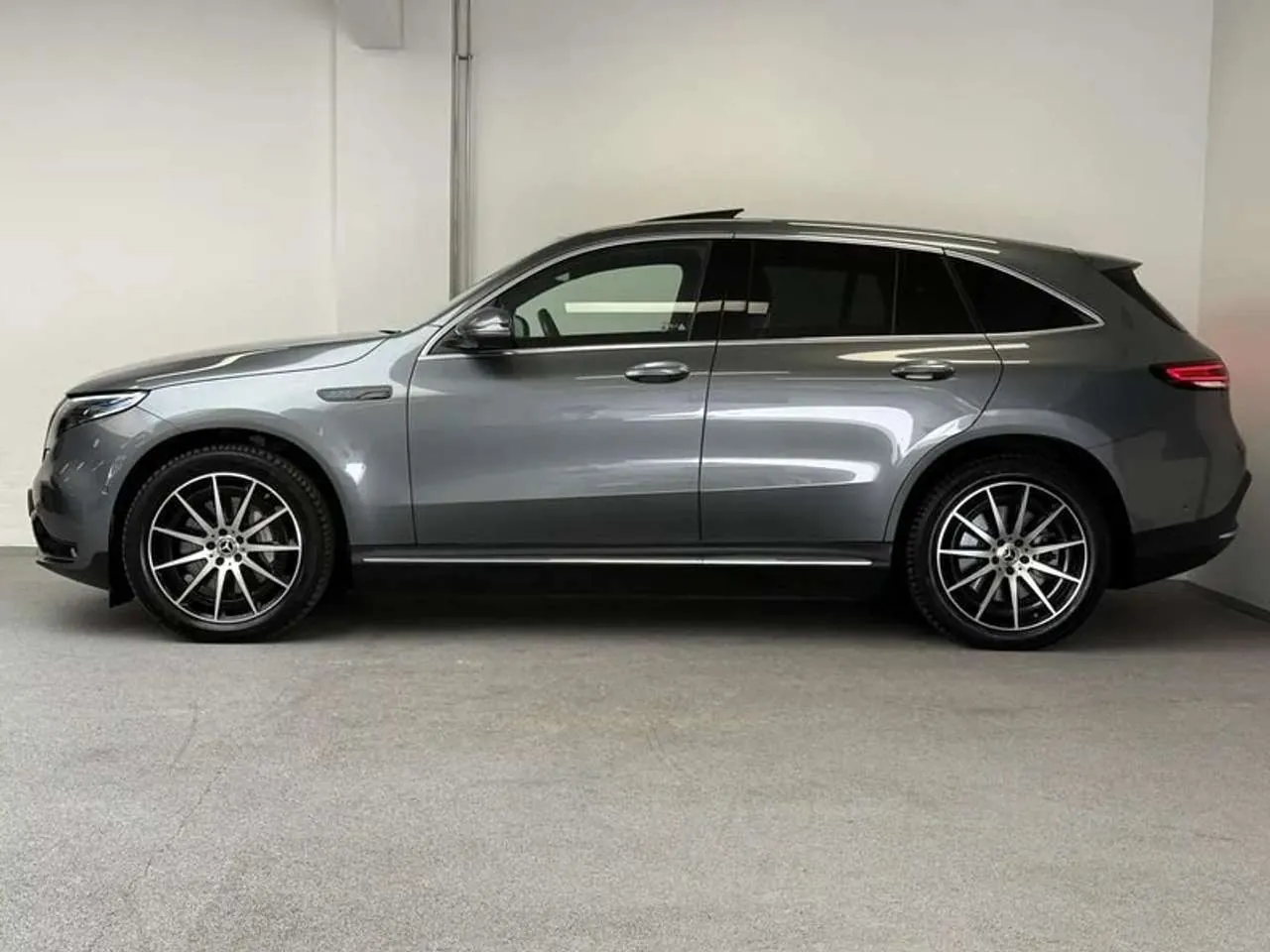 Mercedes-Benz Eqc 2023 photo 4