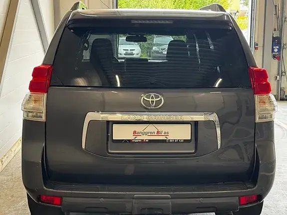 Toyota Land Cruiser 2012 photo 4